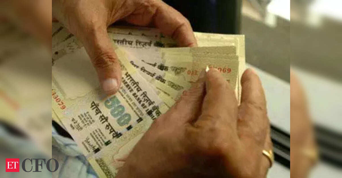 Rupee likely to be buoyed by cheaper oil; US-Iran uncertainty may check momentum