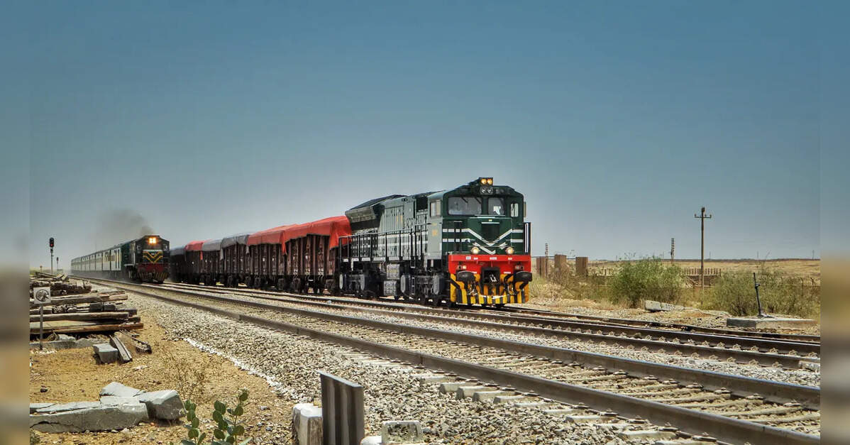 Texmaco secures major rail order worth over ₹4,045 crore in South Africa; appoints Akshay Poddar as Co-Chairman