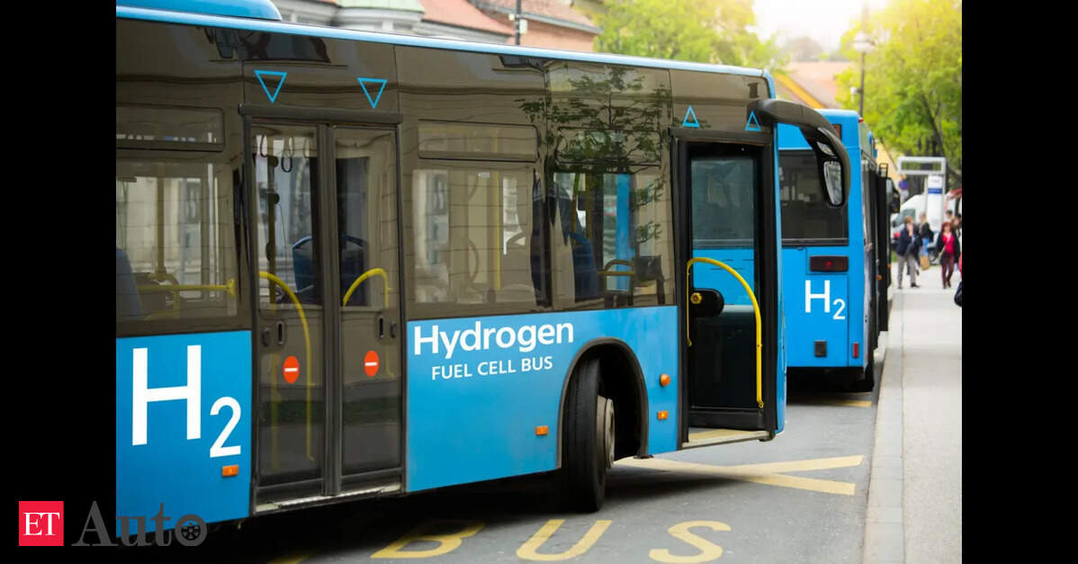 Hydrogen-run buses to boost public transport