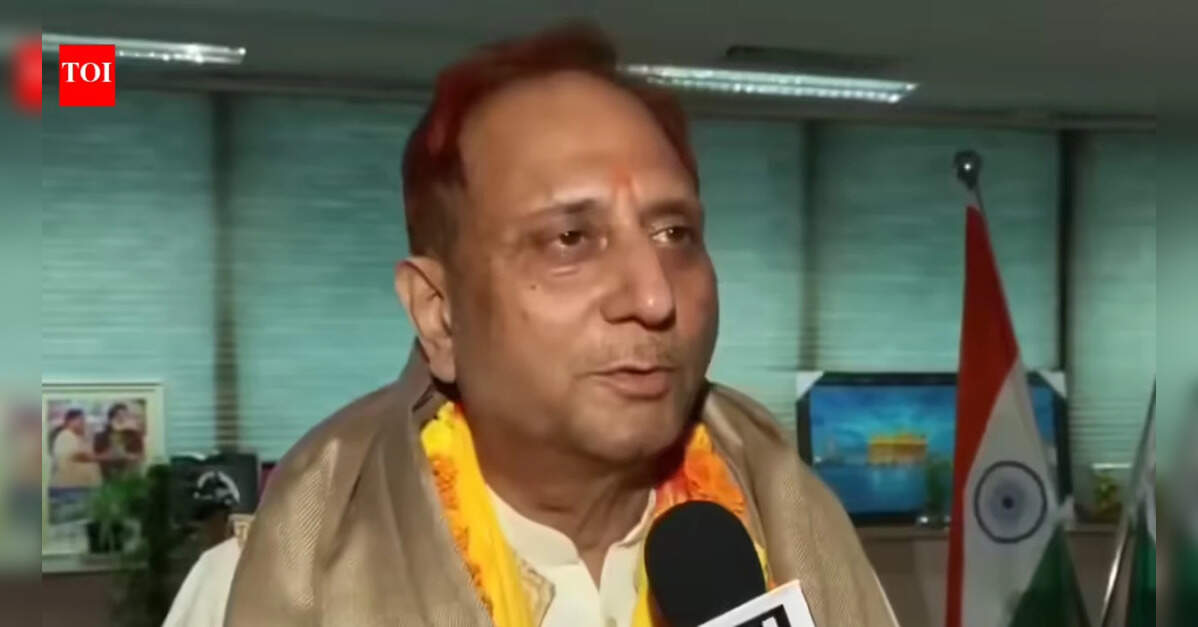 Delhi mayor announces 100-bed critical care unit at Swami Dayanand Hospital