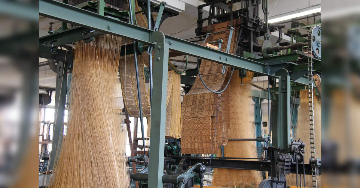 Jute industry seeks new Bengal govt's intervention to tide over raw material crisis
