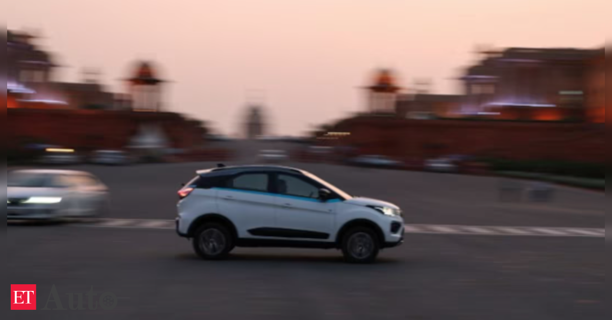 India orders state-run banks, insurers to cut costs, shift to EVs