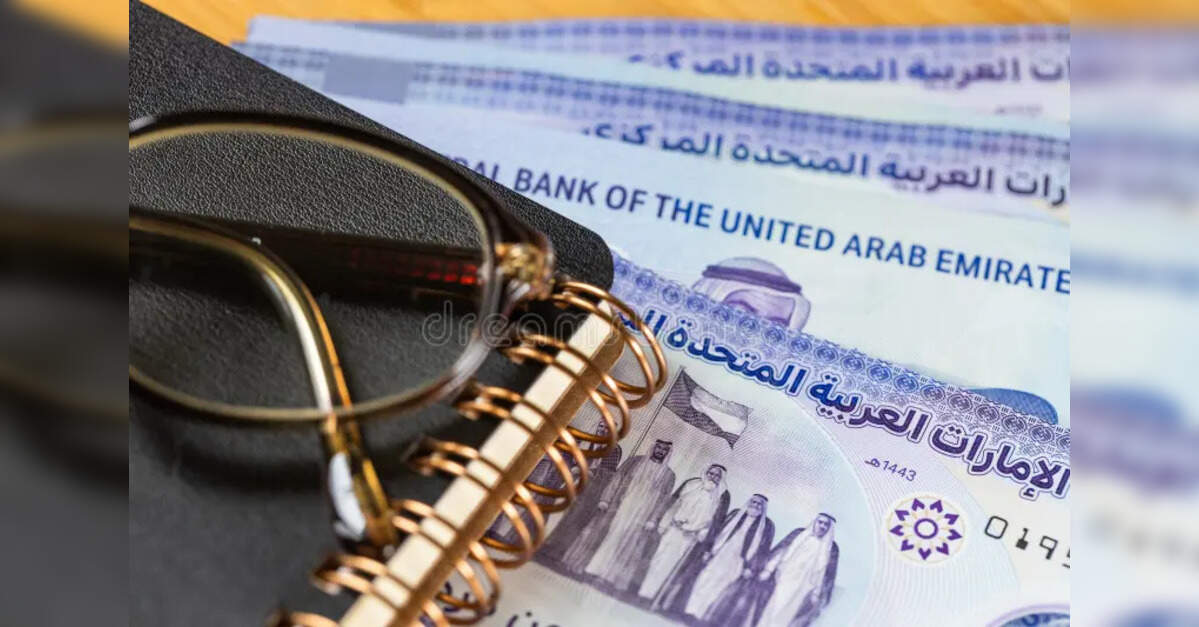 UAE sets fixed salary payment deadlines for private sector employers