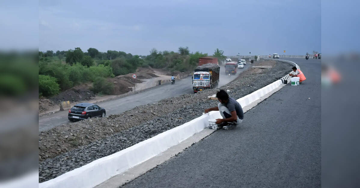 Bitumen cost spike holds up road repairs on 112 km in Ghaziabad