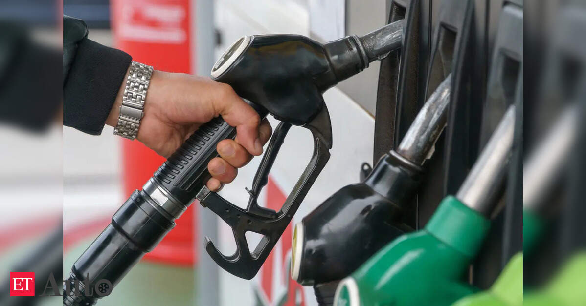 Petrol & diesel prices on fire, Pune delivery partners feel the heat