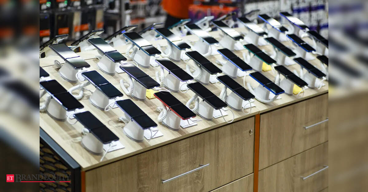 Europe's smartphone average price hits record €580 as budget devices vanish