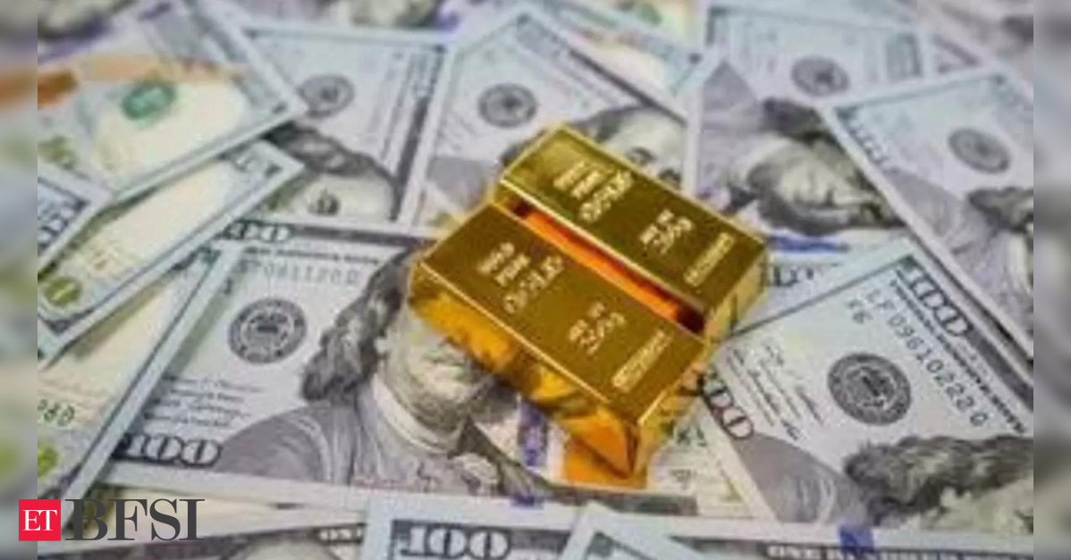 Forex reserves fall $7.5 billion to $681.4 billion as gold, foreign currency assets decline