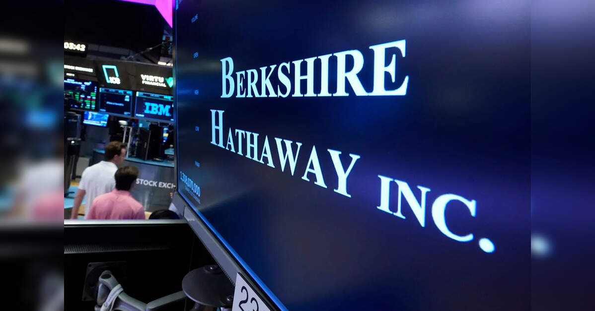Berkshire Hathaway to Acquire Taylor Morrison Home in .8 Billion Deal