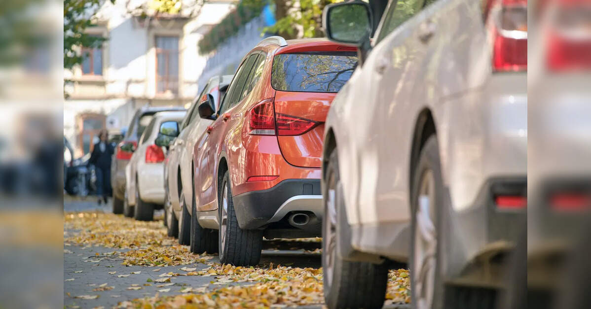 AMC rolls out zero-tolerance parking policy across 11 busy Ahmedabad corridors