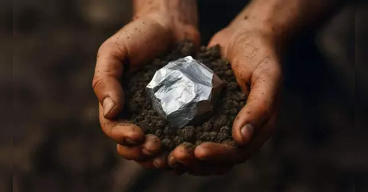 India, UK unveil new initiatives on critical minerals, maritime security
