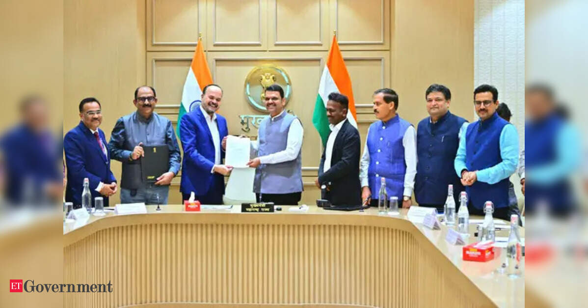 Maharashtra has major scope in electronics manufacturing, modern logistics: CM