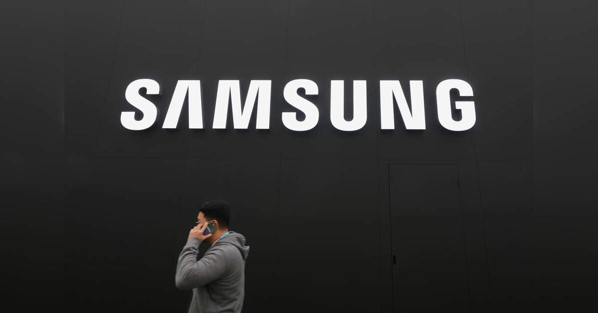 Samsung Electronics considers building chip packaging plant: Report