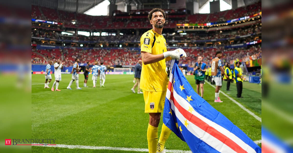 Cape Verde''s Vozinha becomes an Instagram sensation thanks to his saves and a streamer''s push