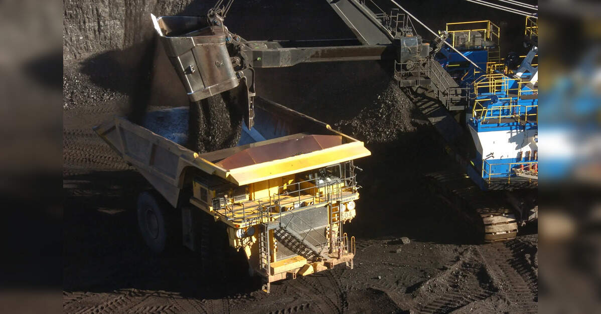 India's thermal coal imports sink to a 4-year low as green energy reshapes demand