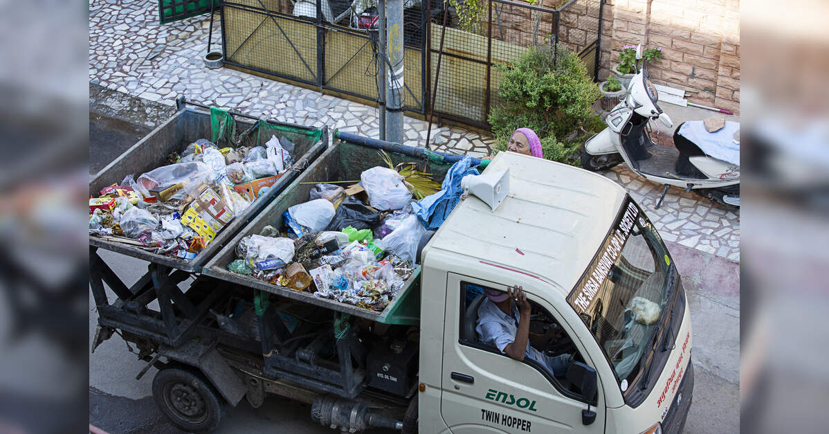 Minister Gowda directs officials to work for effective waste management
