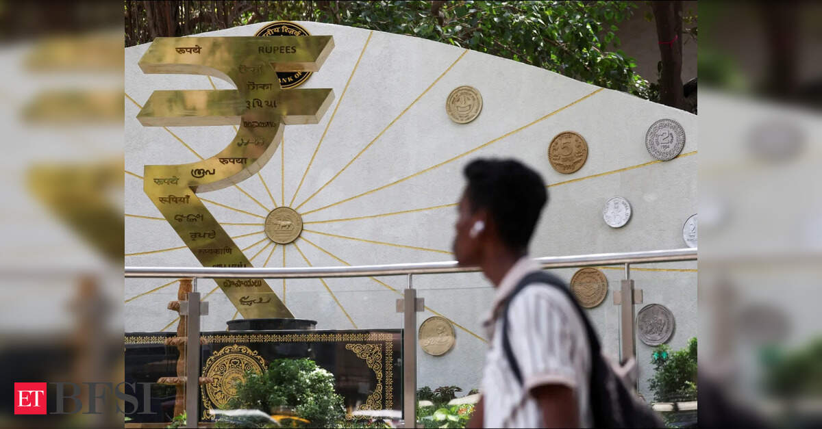India’s forex reserves fall $9.99 billion to $671.63 billion as of June 12