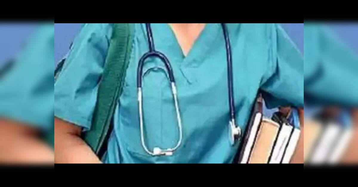 Maharashtra MBBS fees rise to Rs 17.13 lakh in private colleges; annual gap widens to Rs 9.63 lakh