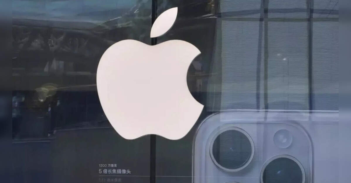 The AI third world war, and why Apple is waiting for