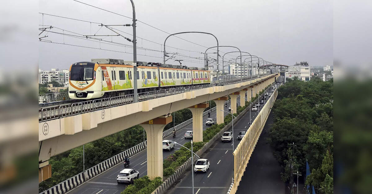 Nagpur metro phase-2 hits key milestone with first track crossover near Lekha Nagar