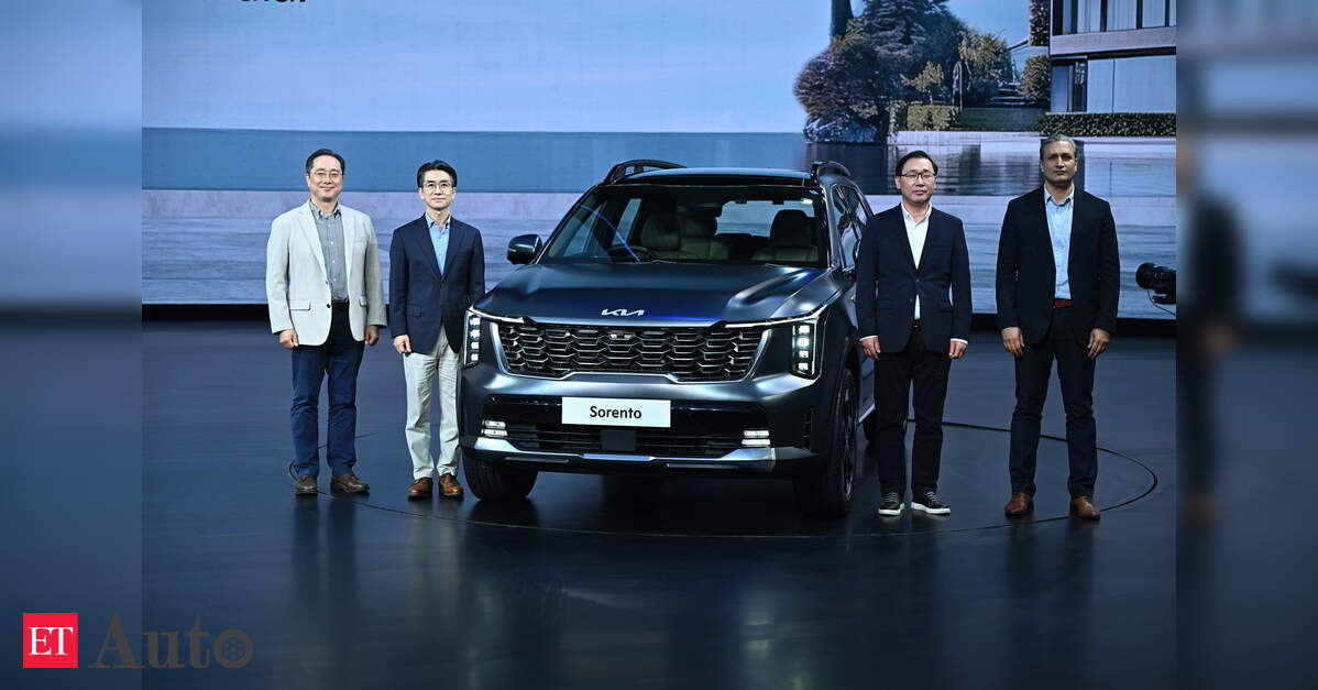 Kia Sorento Launch in India: Prices, Features, and Hybrid Technology ...