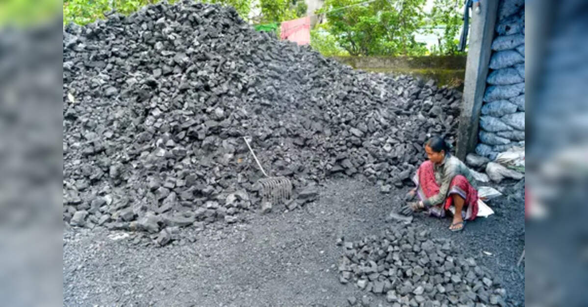 Coal crunch, snags trigger power cuts; engineers send SOS to Mann