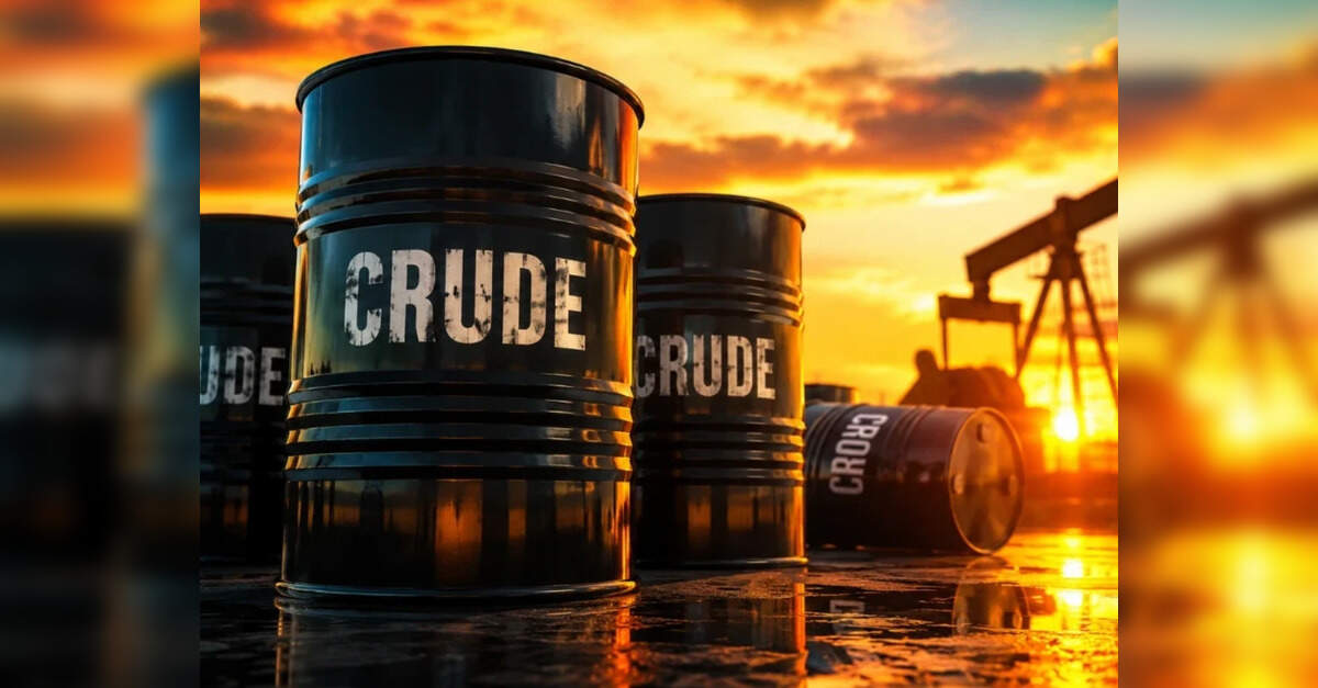 India leads Asia’s oil demand recovery, global Q4 crude runs to fall 1.4 mbpd: WoodMac