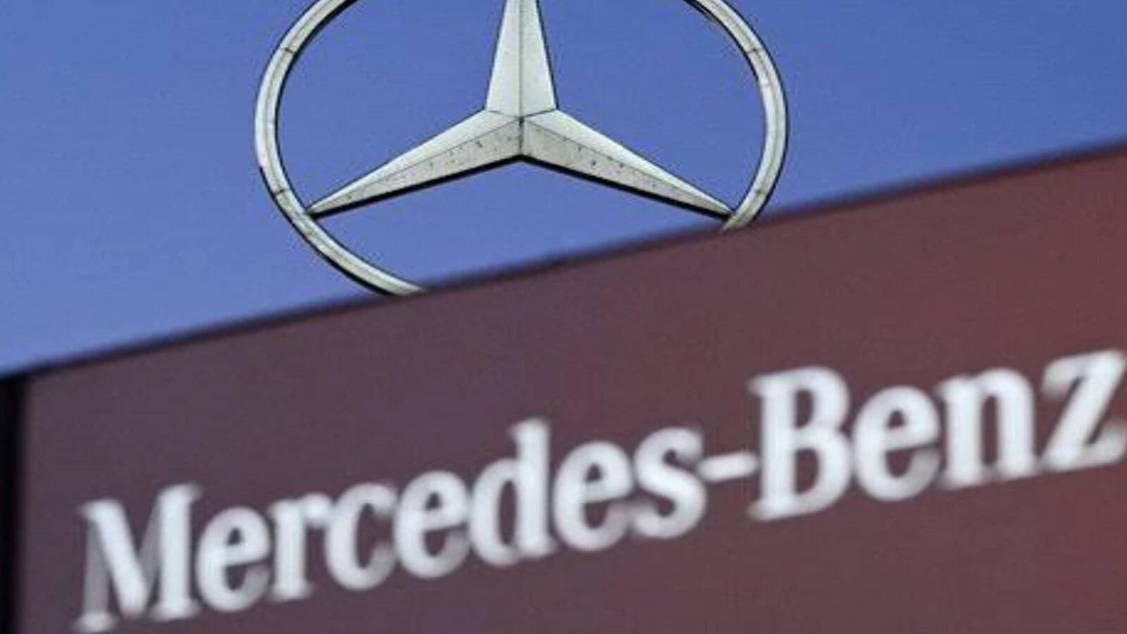 Chinese Vehicle Ban Escalates U.S. Protectionism | Tariff Precedent Threatens Cross-Border Sellers