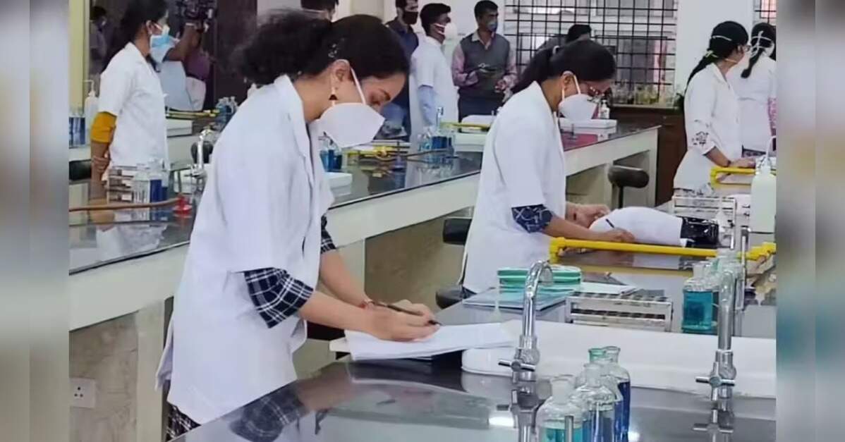 Late opening of government MBBS seats limits access for top scorers