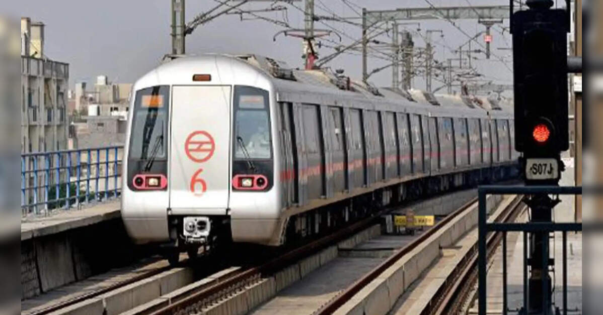 DMRC Clarifies Metro Operations Amid Protests: No Major Service ...