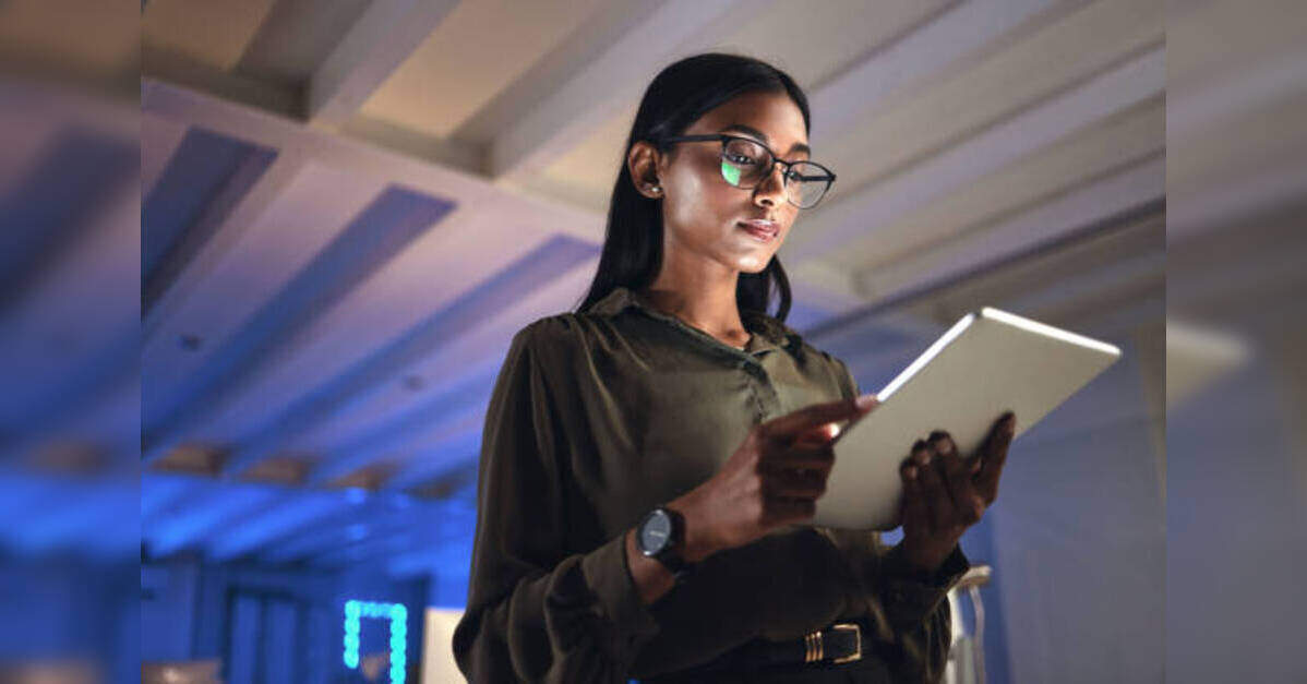 Revolutionizing Women's Workforce Re-entry: Key Challenges and ...