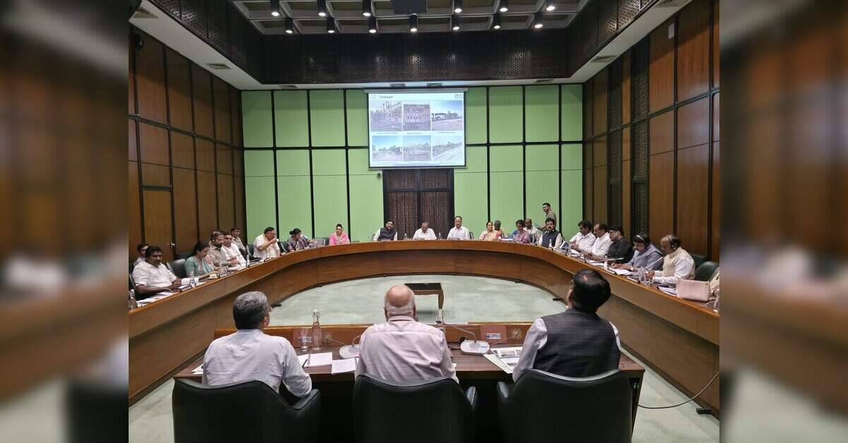 Parliamentary Standing Committee: Parliamentary Committee Reviews 25 ...