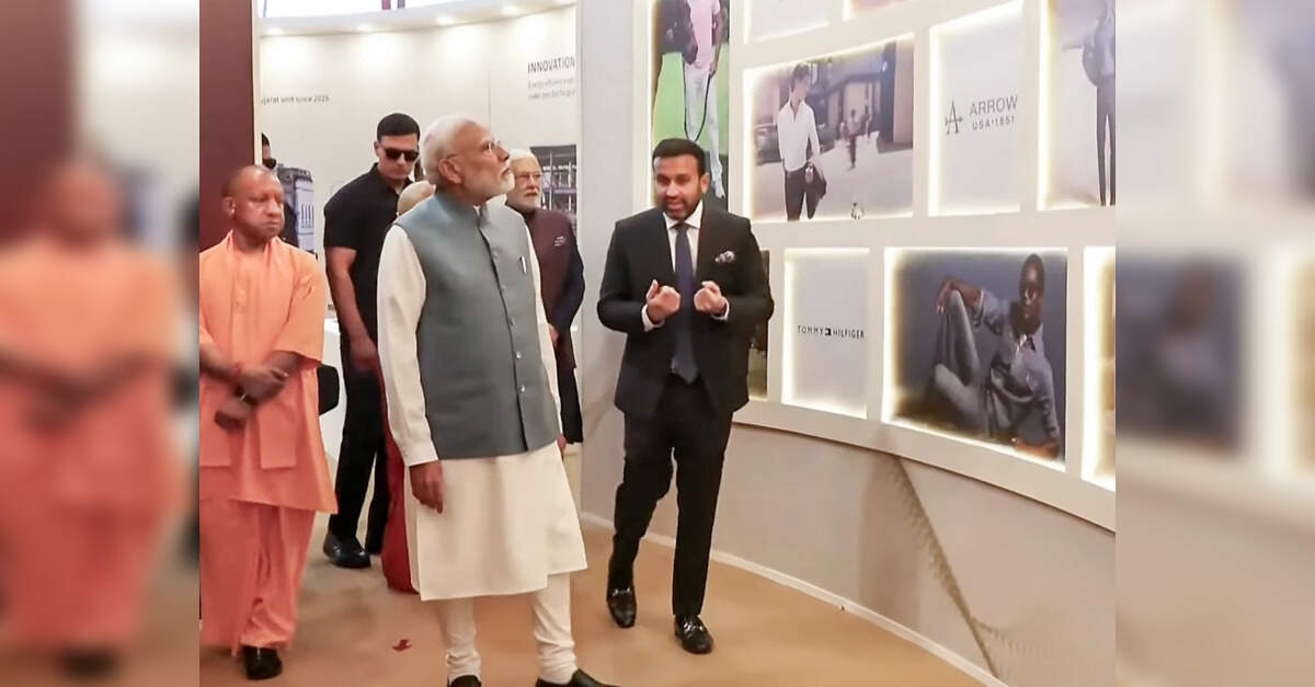 PM Modi inaugurates Arvind’s ₹150 crore garment manufacturing plant in ...