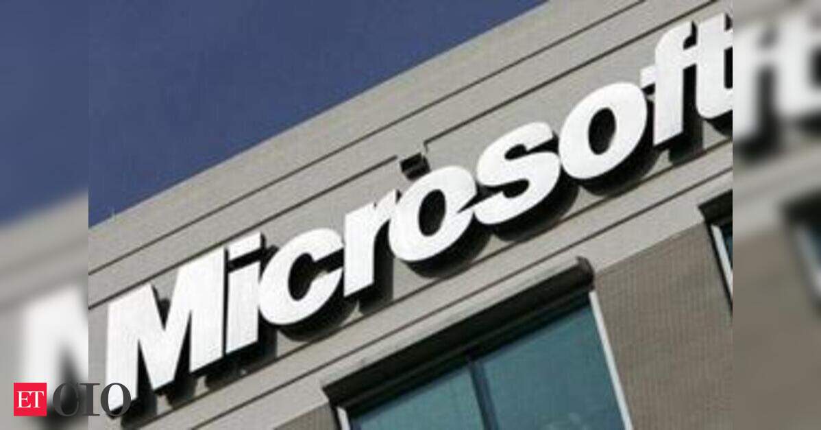 Microsoft Band gets the first of many updates, ETCIO