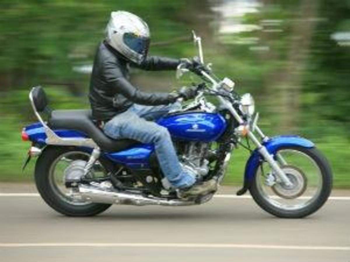 bajaj avenger premium cruiser