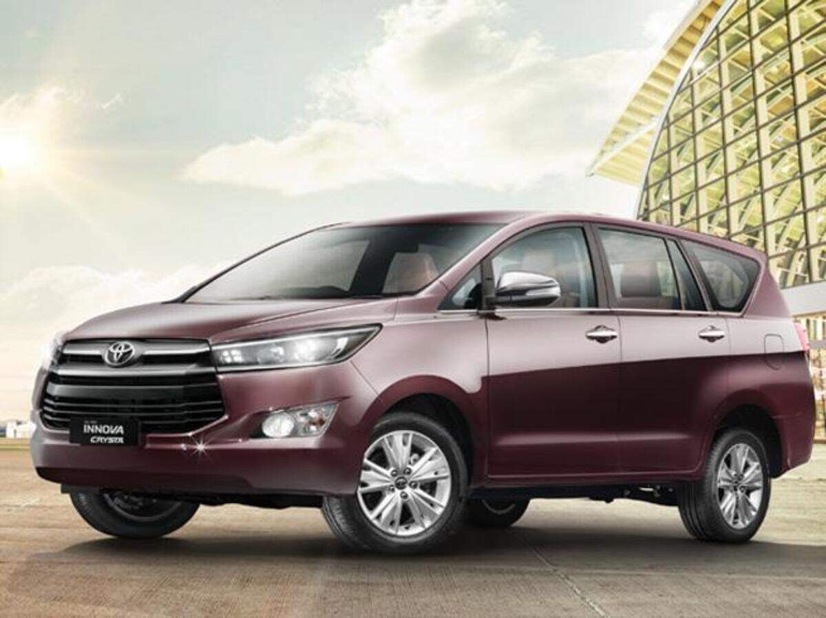 Toyota Innova Crysta Petrol Variant Launched At Rs 19 63 Lakh Ex Delhi Auto News Et Auto
