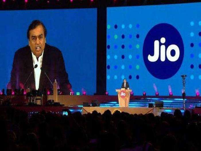 Reliance Jio  inks deal with AirWire to offer Connected Car IoT device in India - ETTelecom.com