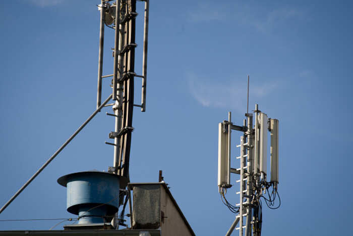 Govt to auction 5G spectrum in frequencies above 3k MHz - ETTelecom.com