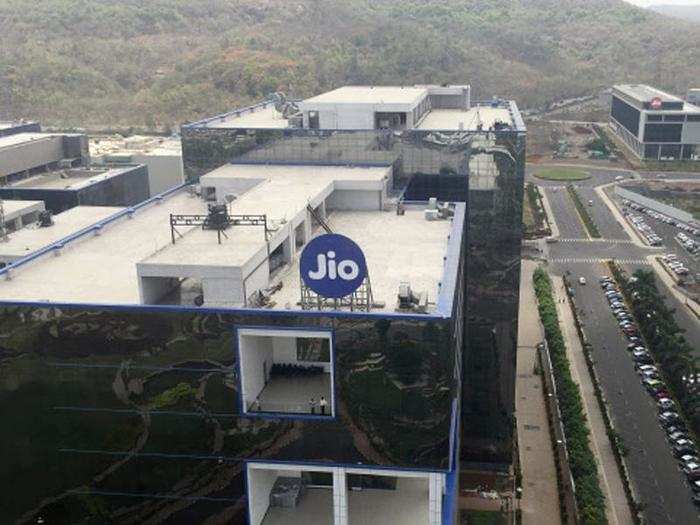Reliance Jio partners with  Ciena to deliver high-bandwidth 4G services, support more users - ETTelecom.com