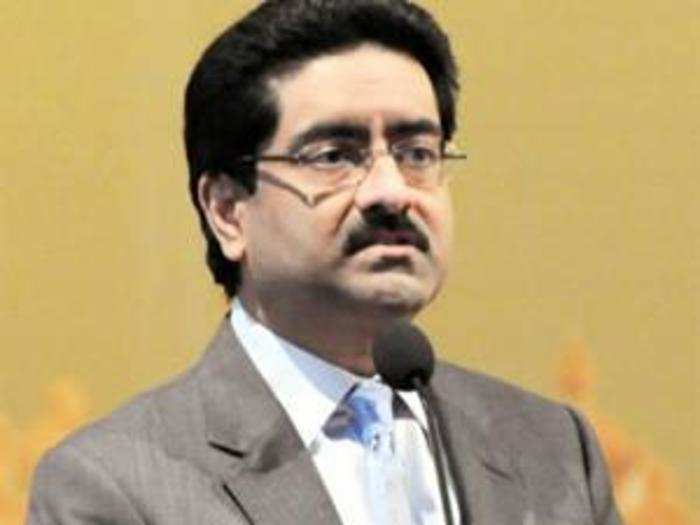 Kumar mangalam birla Kumar Mangalam Birla exploring entry into carbon