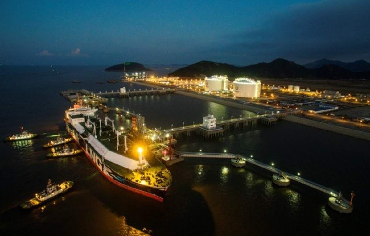 Hoegh LNG to supply floating LNG terminal to Australian import