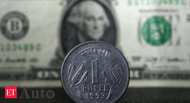 Us Dollar Indian Rupee Rupee Does U Turn Rises 23 Paise To 69 35 Against Us Dollar Auto News Et Auto