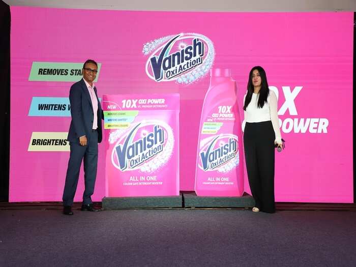 Ad Campaign New Vanish As A Detergent Booster Launched By