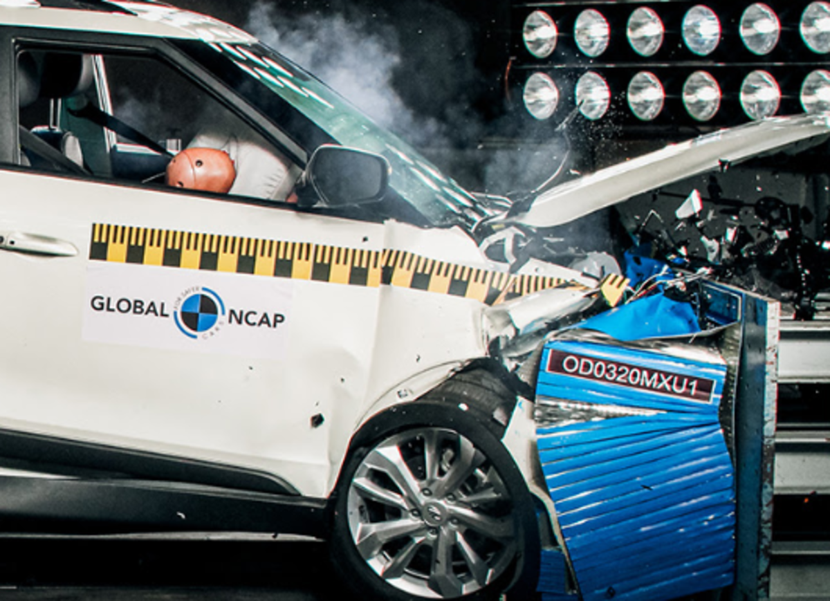 Xuv 300 Crash Test Ratings Mahindra Xuv300 Scores 5 Stars At Global Ncap Crash Test Auto News Et Auto