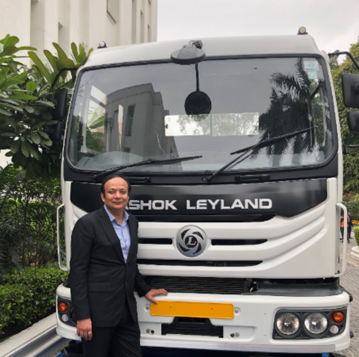 modular platform vehicles: Ashok Leyland delivers first batch of modular  platform vehicles with BS-VI technology, Auto News, ET Auto