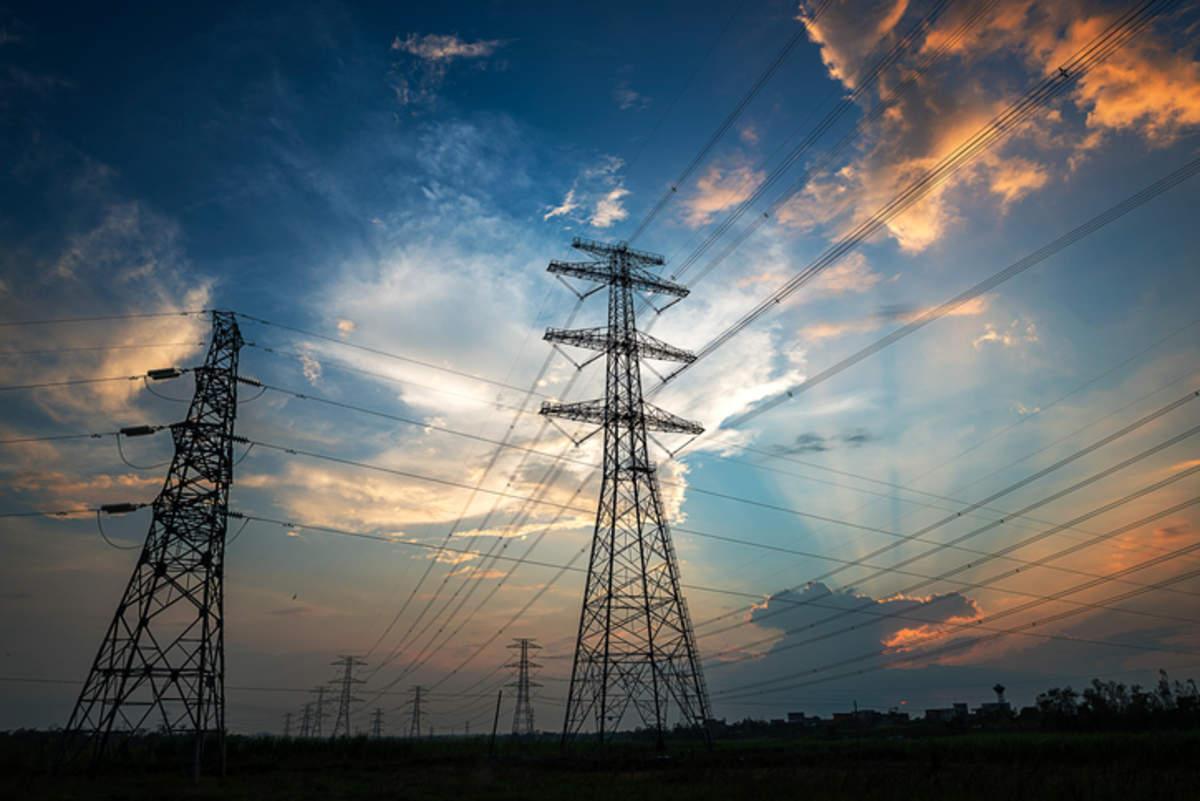 देश में बिजली की खपत अगस्त में दो प्रतिशत बढ़कर 130.35 अरब यूनिट पर