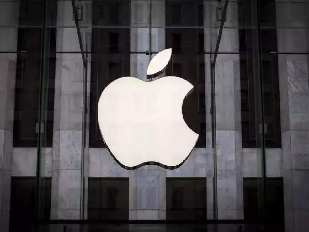 Apple to re-close seven stores in Houston because of Covid-19