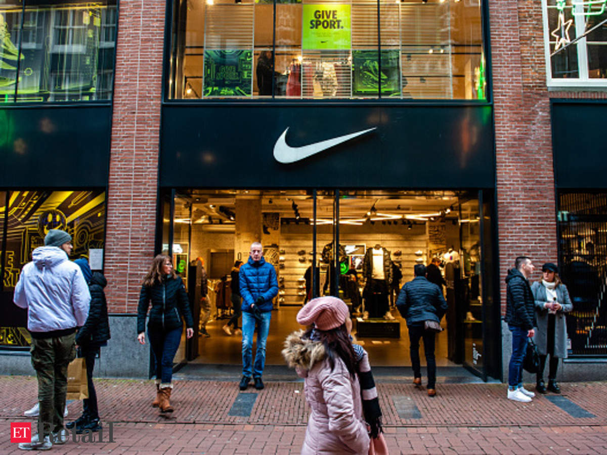 Dramaturgo educar Playa Footwear Brand: Nike plans to cut jobs in digital push, Retail News, ET  Retail