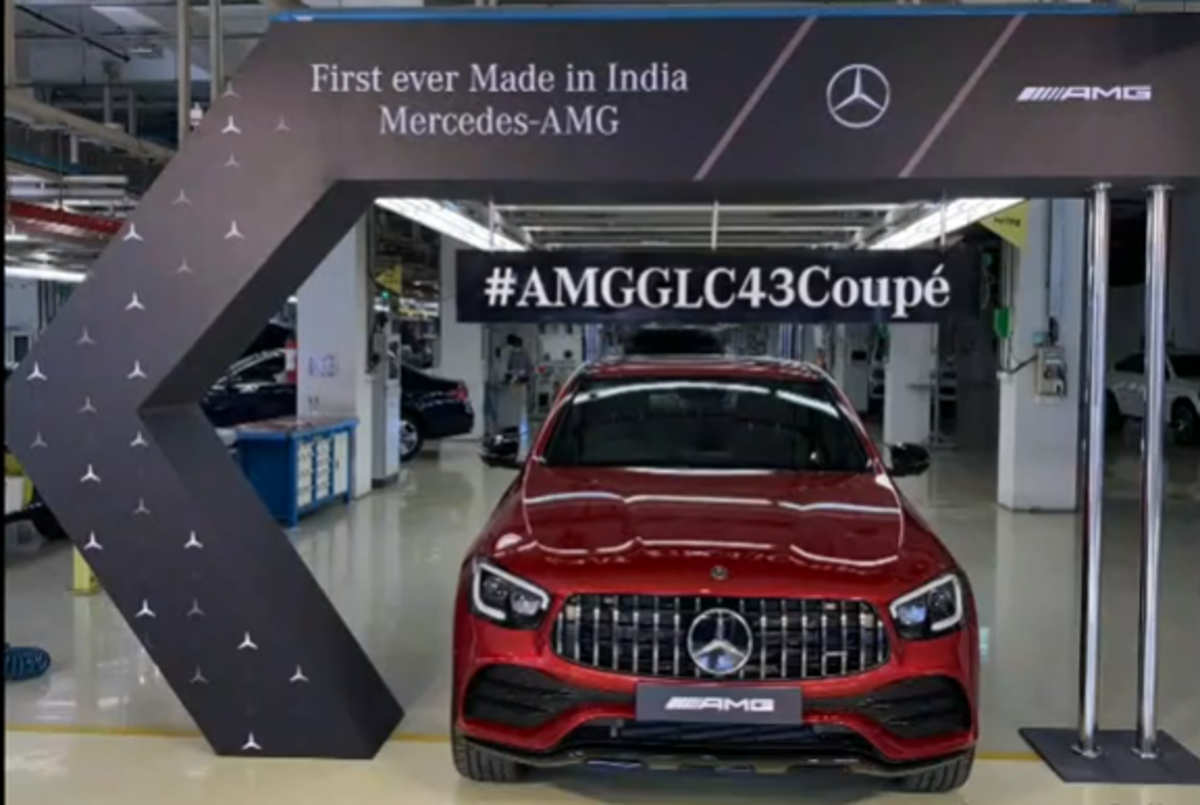 Mercedes Amg Glc 43 4matic Coupe Price Mercedes Benz Launches Made In India Amg Glc 43 Coupe At Inr 76 70 Lakh Auto News Et Auto