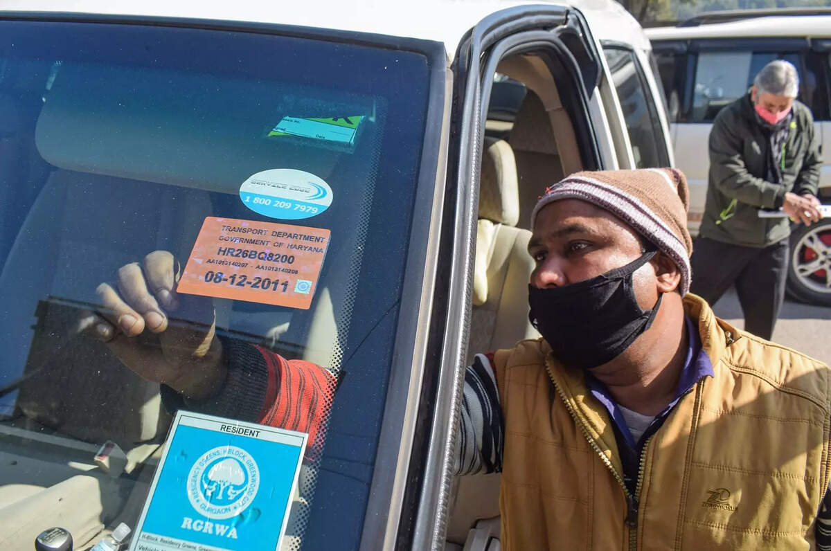 Delhi Govt S Drive Against Violation Of Colour Coded Stickers Continues Official Auto News Et Auto Delhi Govt S Drive Against Violation Of Colour Coded Stickers Continues Official Auto News Et Auto