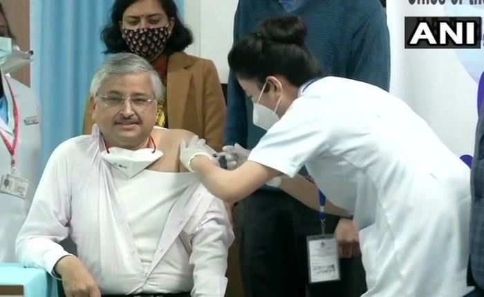 India begins Covid-19 Vaccination Drive: Shots of Day 1 - India begins ...